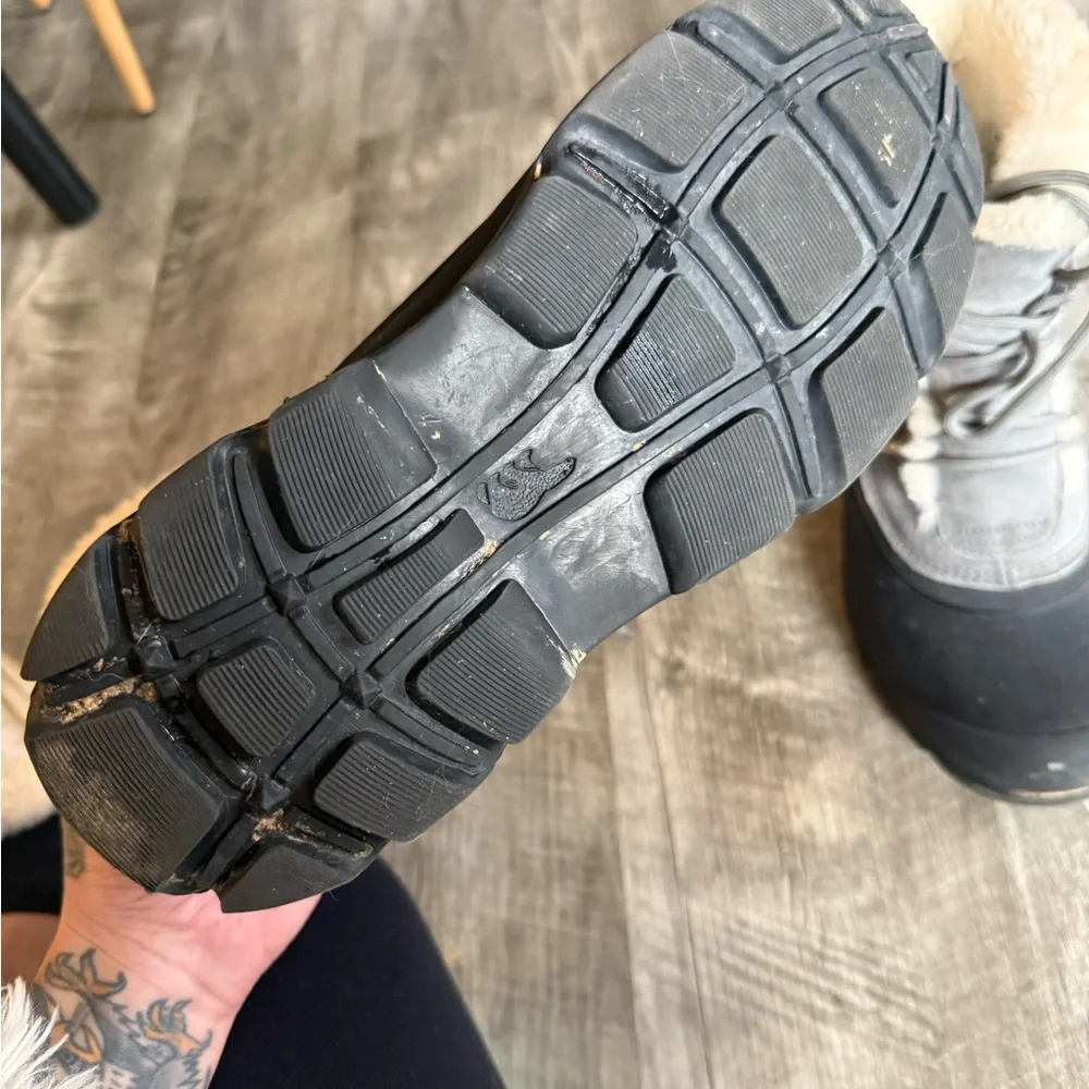 Sorel Snow Angel Black and Gray Winter Boots